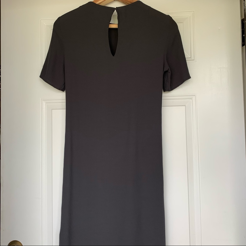 •H&M• Charcoal Gray Viscose Side Knot Dress-Size 6 - Picture 4 of 7